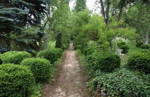 Парк “Небесни пасбища”, село Осиковица